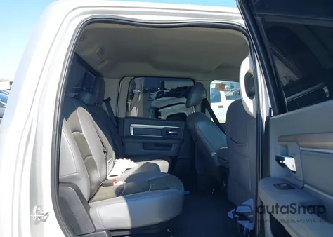 2016 Ram 1500 Lone Star z USA, uszkodzony, nr VIN 1C6RR6LT2GS164488